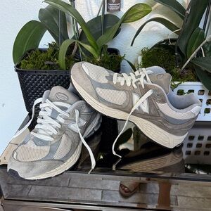 New Balance Gray & White Mesh Suede Sneakers